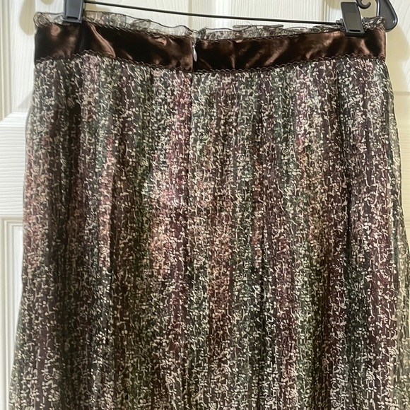 Elie Tahari Raven silk skirt size 4 - Picture 4 of 9